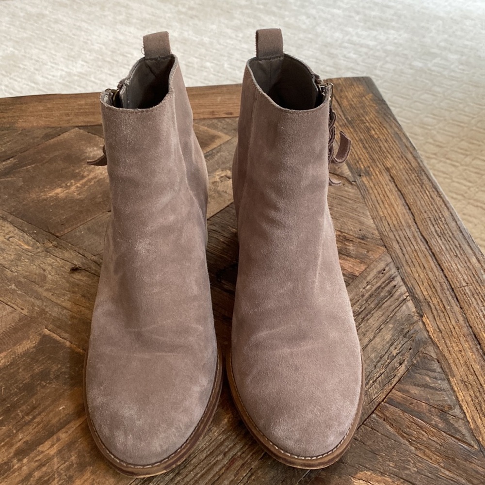 Suede Booties. Excellent condition. - Picture 2 of 6